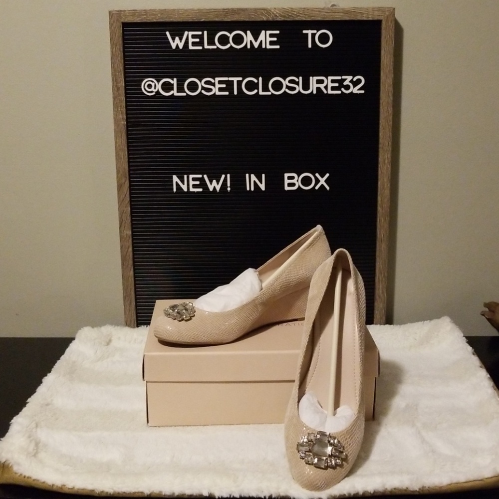 NWT BCBGeneration Rhinestone Dressy Heels Wedges